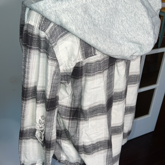 American Eagle distressed plaid button down with hood, XS - Picture 6 of 10